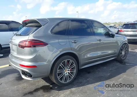 2016 Porsche Cayenne Gts z USA, uszkodzony, nr VIN WP1AD2A23GLA72337